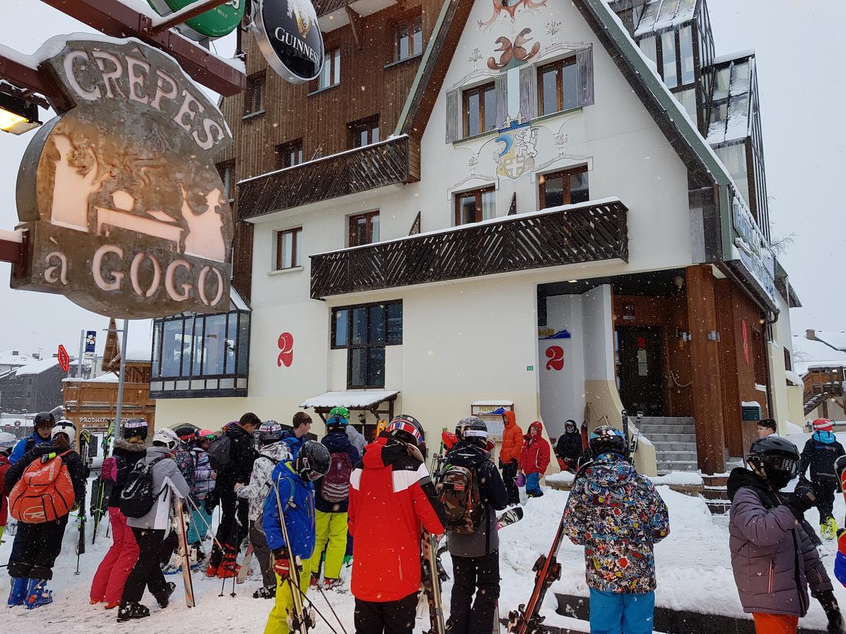 Hotel Des Neiges Ле дез Альп Экстерьер фото